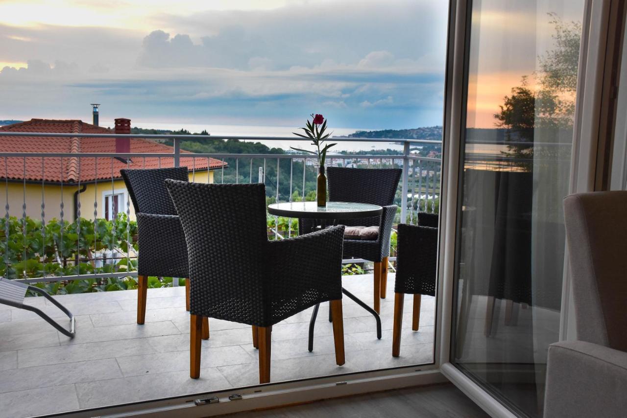 Apartma Med Oljkami - Portorož Exterior foto